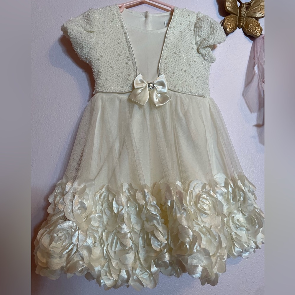 Ivory Nannette Kids toddler girl dress. Size 4T.